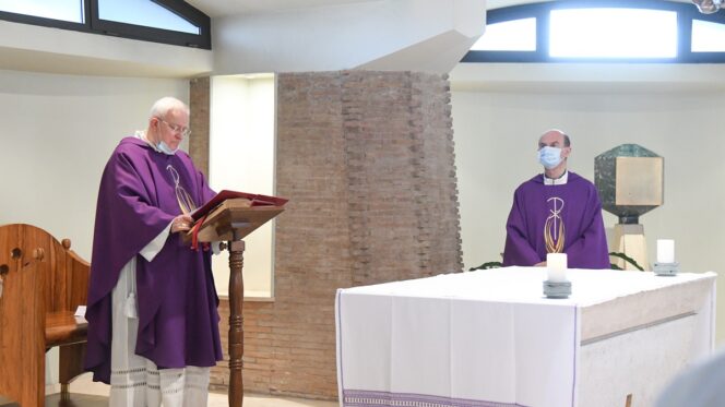 Roma, 4 marzo 2021: card. Gualtiero Bassetti presiede la messa della Cei "La Chiesa in Europa prega per le vittime della pandemia di Covid-19" - foto Marco Calvarese